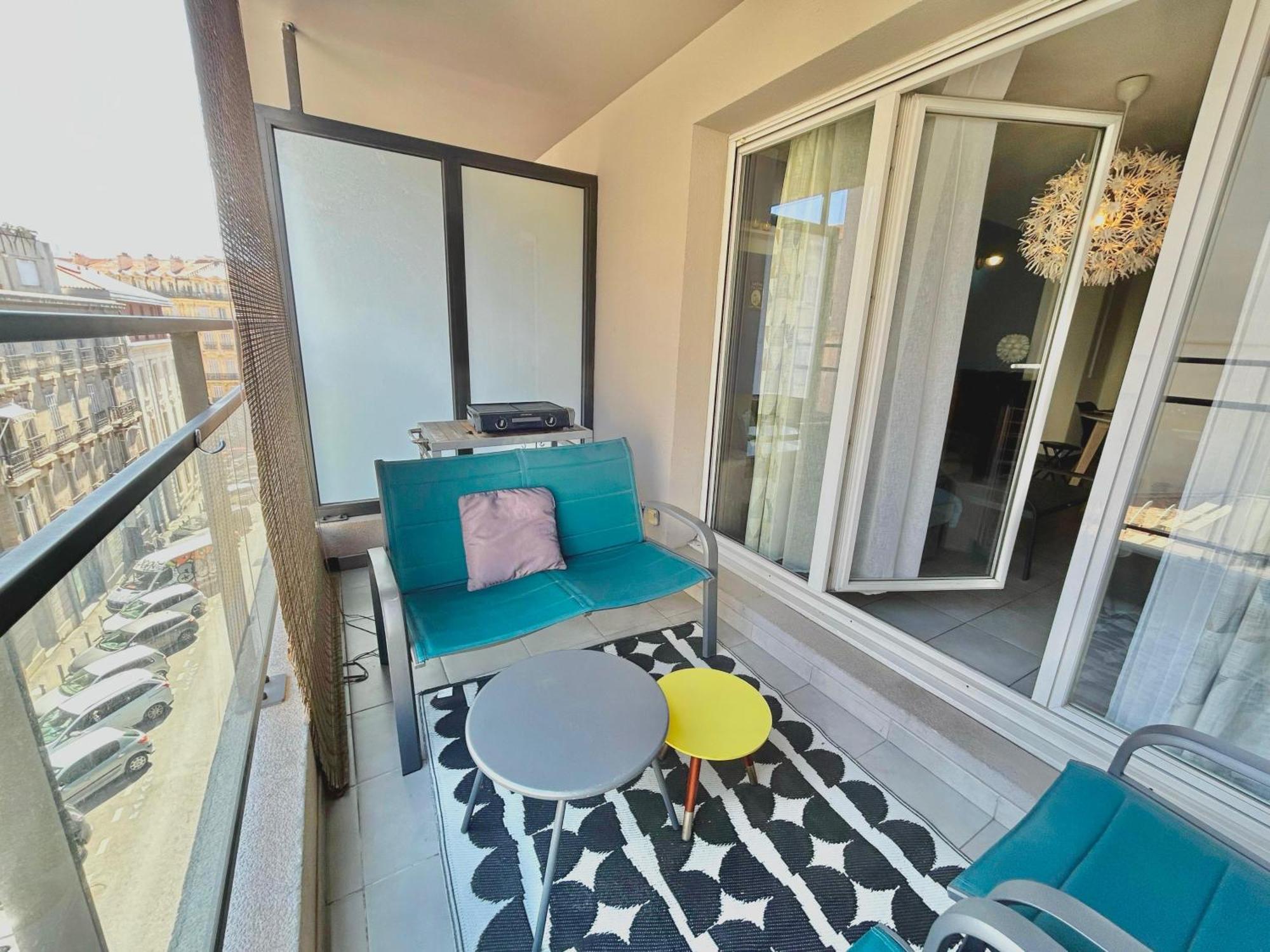 Le 13Or - Appartement De Charme En Plein Centre Ville Avec Parking Et Jolie Terrasse - Panier Joliette Vieux Port Marseille Exterior photo